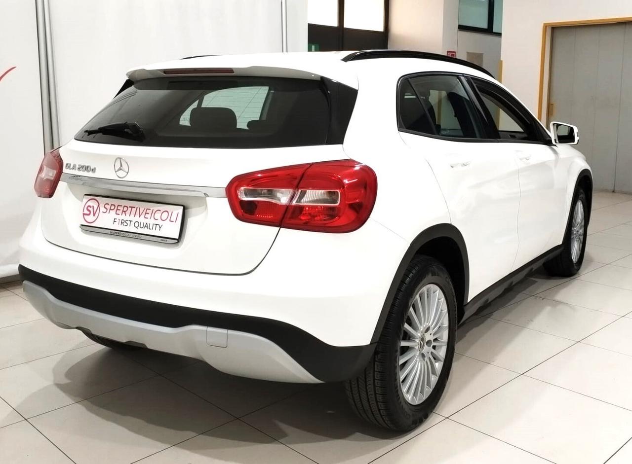 Mercedes-benz GLA 200 d Automatic Business