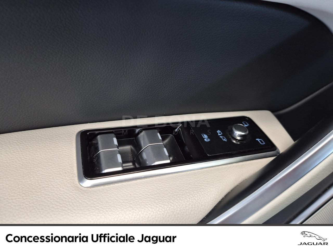 Jaguar F-Pace 2.0d i4 mhev r-dynamic hse awd 204cv auto