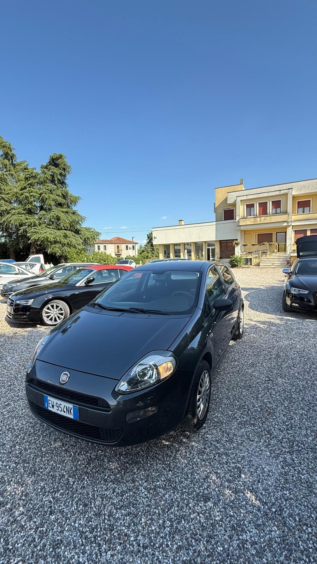 Fiat Punto 1.3 MJT II 75 CV 3 porte Lounge