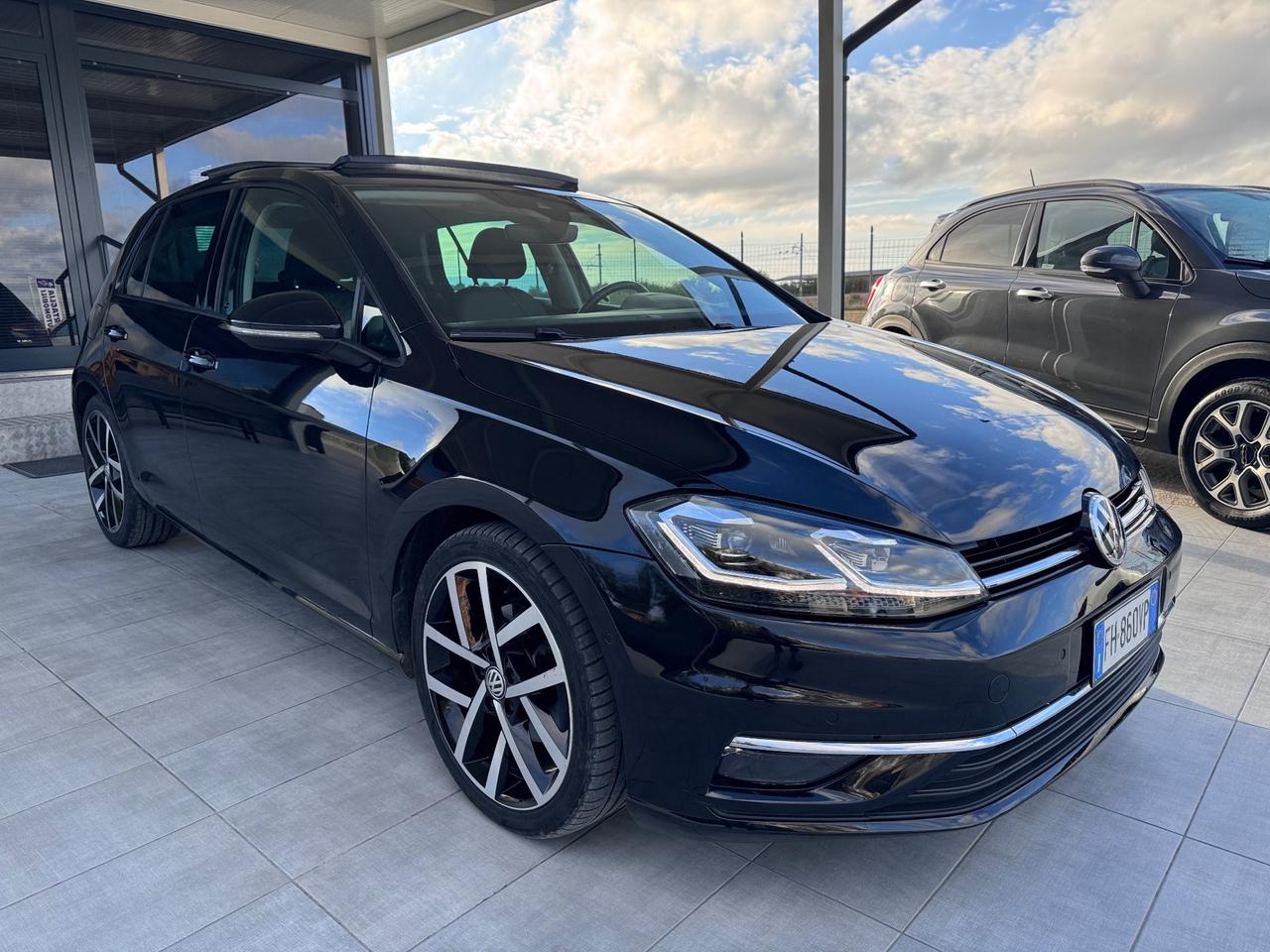 Volkswagen Golf 2.0 TDI 5p. Executive BlueMotion Technology