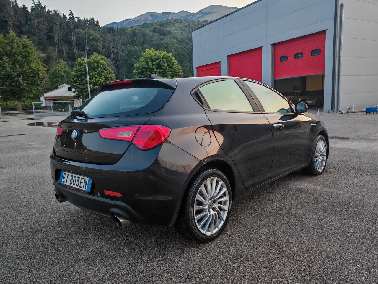 Alfa Romeo Giulietta 1.6 JTDm-2 105 CV Exclusive