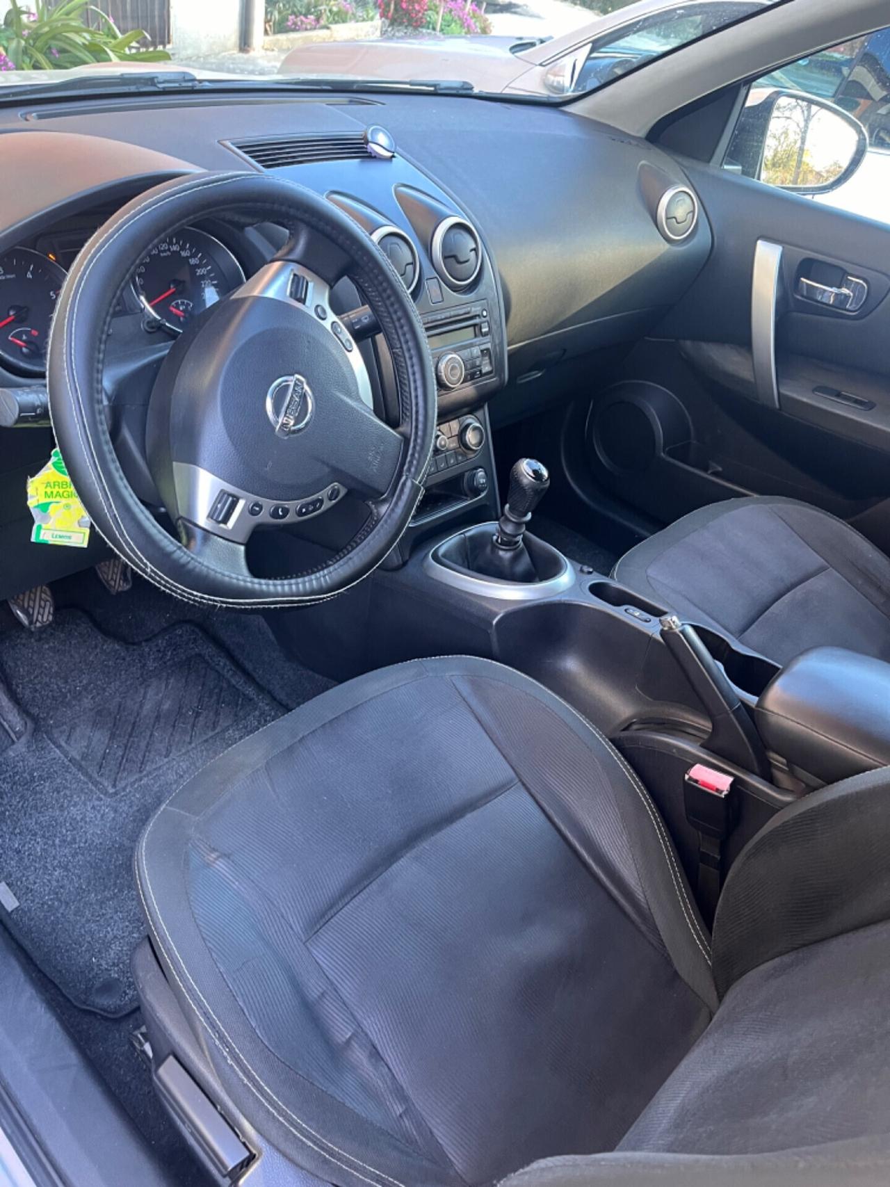 Nissan Qashqai 1.5 dCi PERFETTA SI NEOPATENTATI