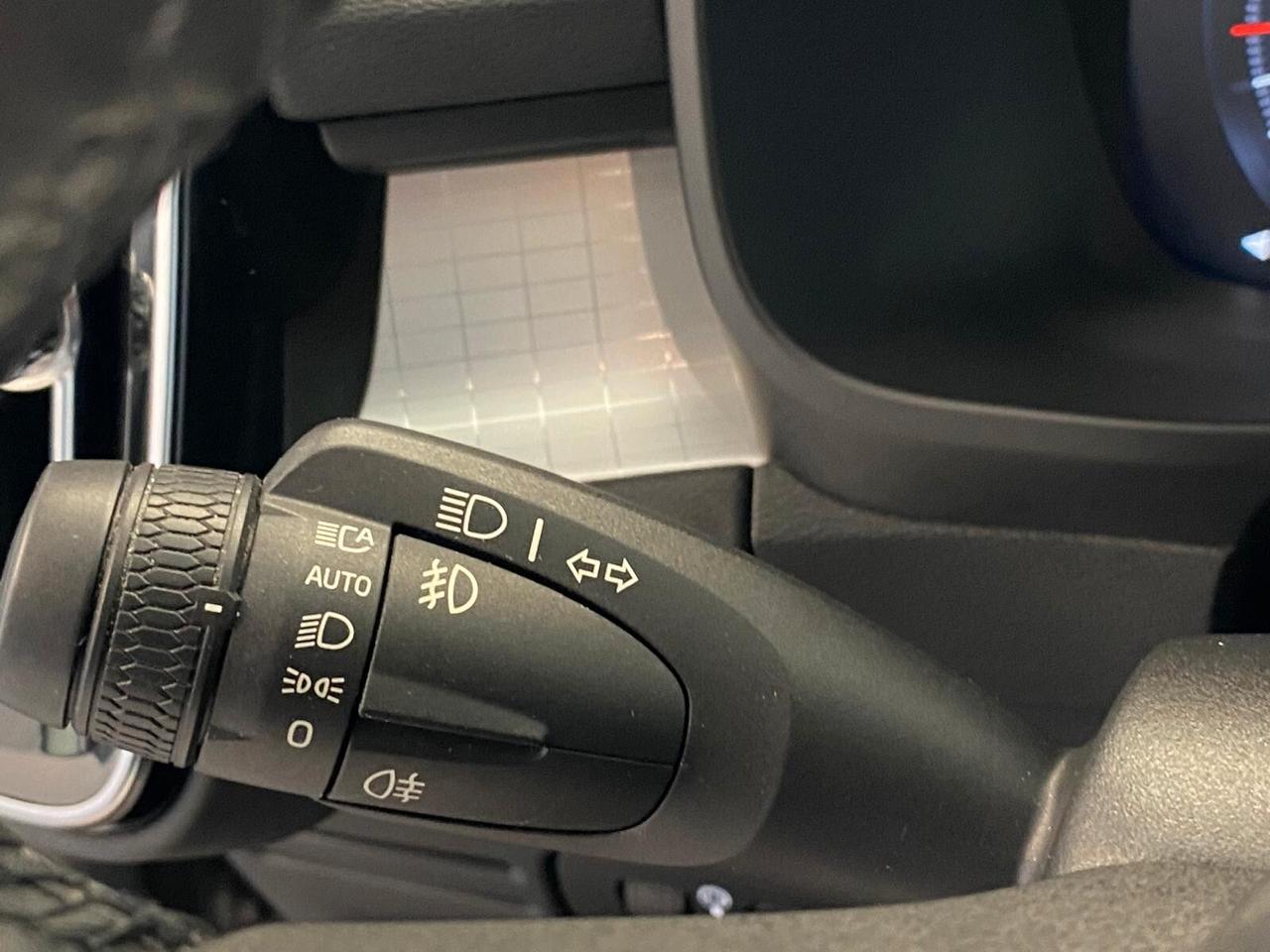 Volvo XC40 T4 Recharge Plug-in Hybrid automatico Core