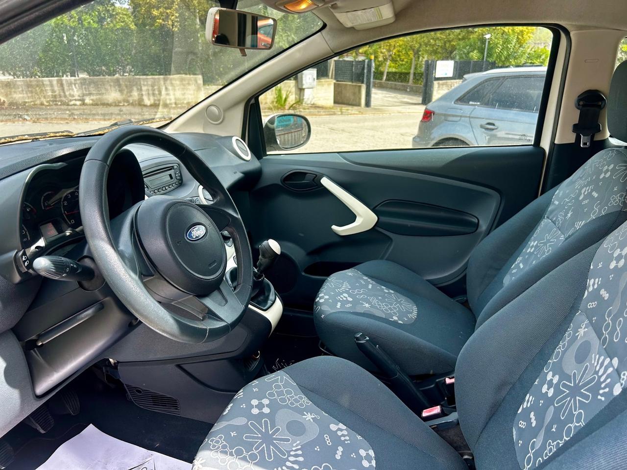 FORD Ka+ 1.3 TDCi 75CV Titanium - MOTORE NUOVO !!