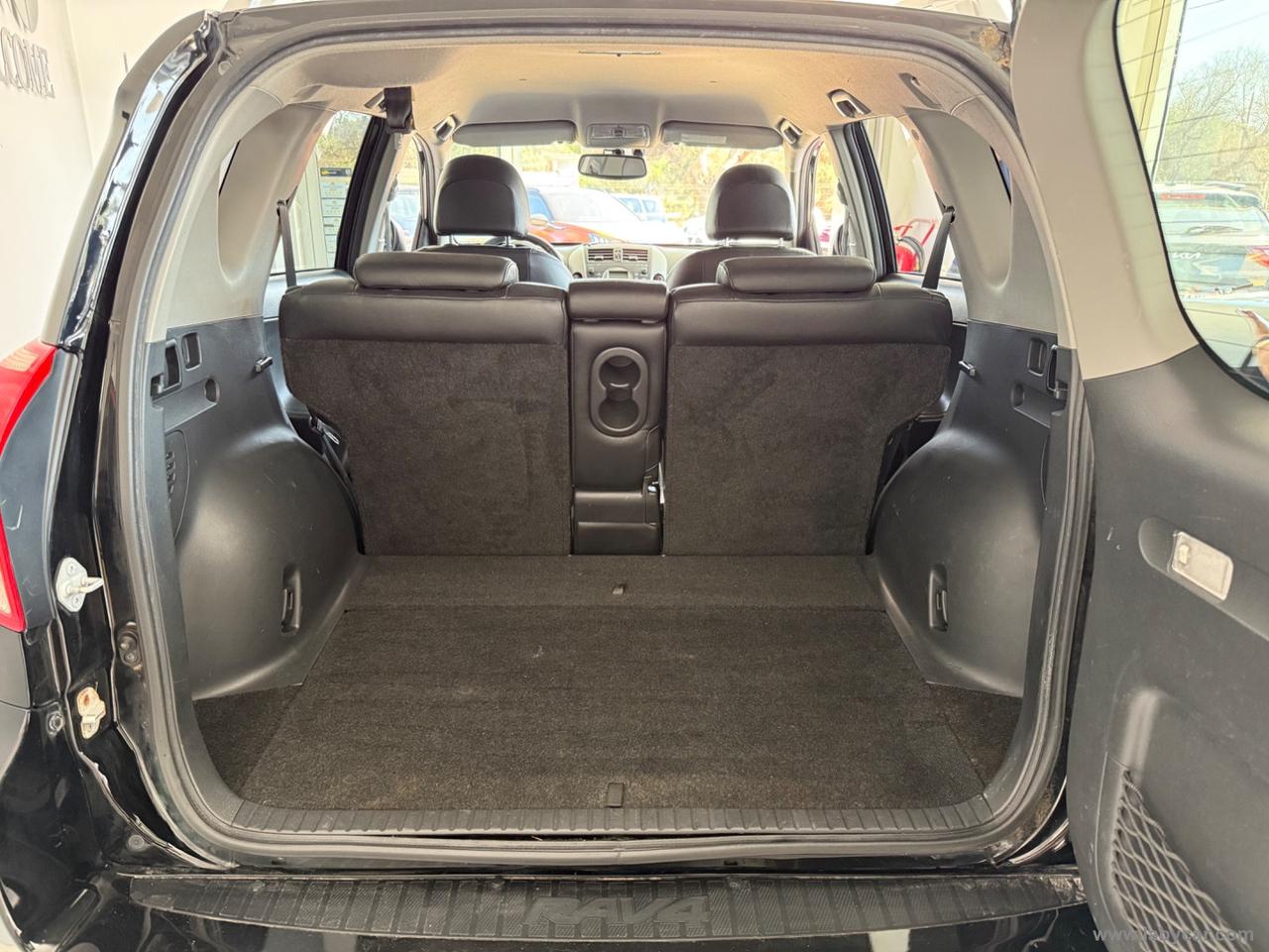 TOYOTA RAV4 2.2 D-4D 177 CV Luxury