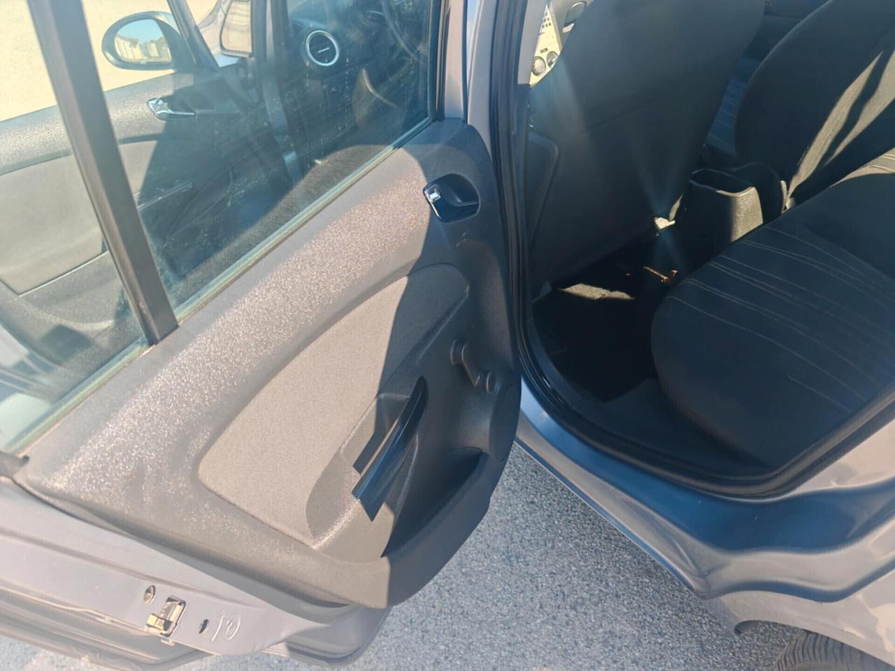 Opel Corsa 1.2 5 porte Enjoy