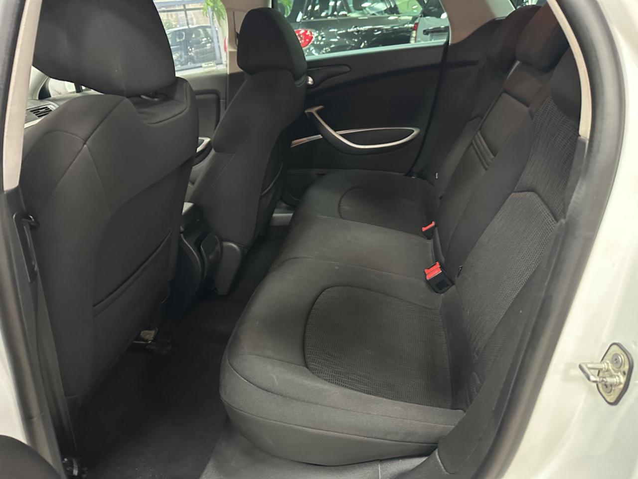 Citroen C5 2.0 HDi 140 Exclusive Tourer 2011