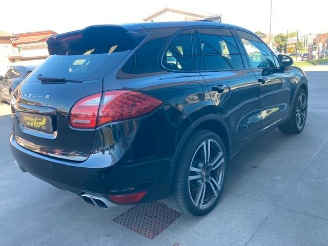 Porsche Cayenne 3.0 Diesel full optional pano 21" nazionale