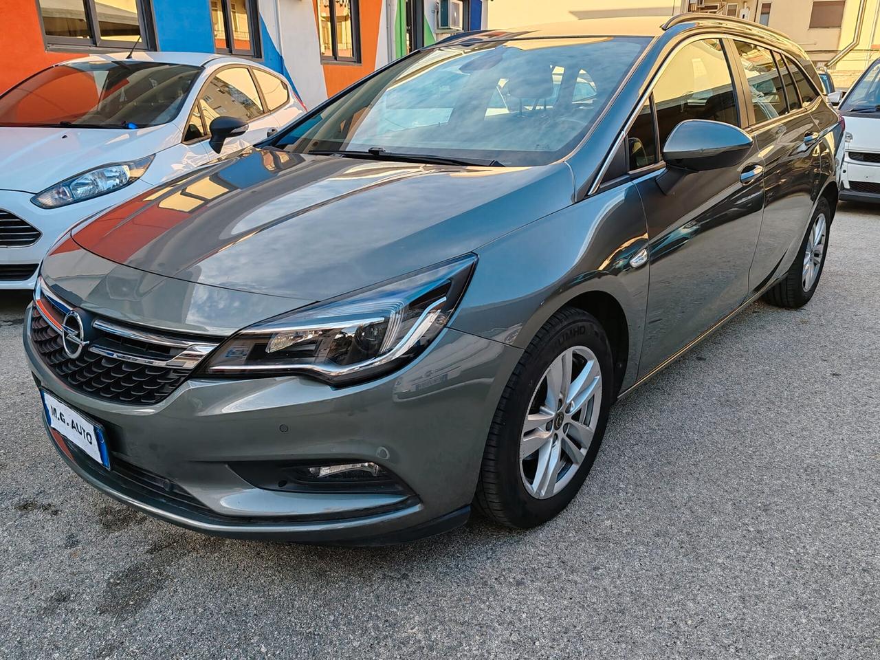 Opel Astra OPEL