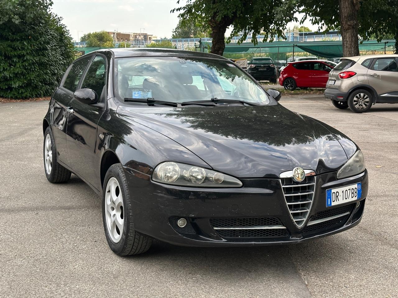 Alfa Romeo 147 1.6 16V TS 5 porte Distinctive Gpl