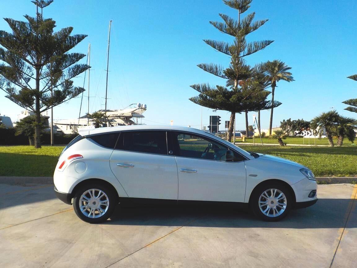 Lancia Delta 1.4 T-Jet 120 CV Platinum Ecochic GPL