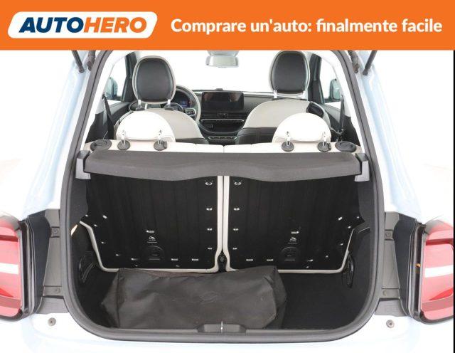 FIAT 500e Berlina 42 kWh La Prima