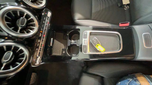 MERCEDES-BENZ A 200 d Auto Sport