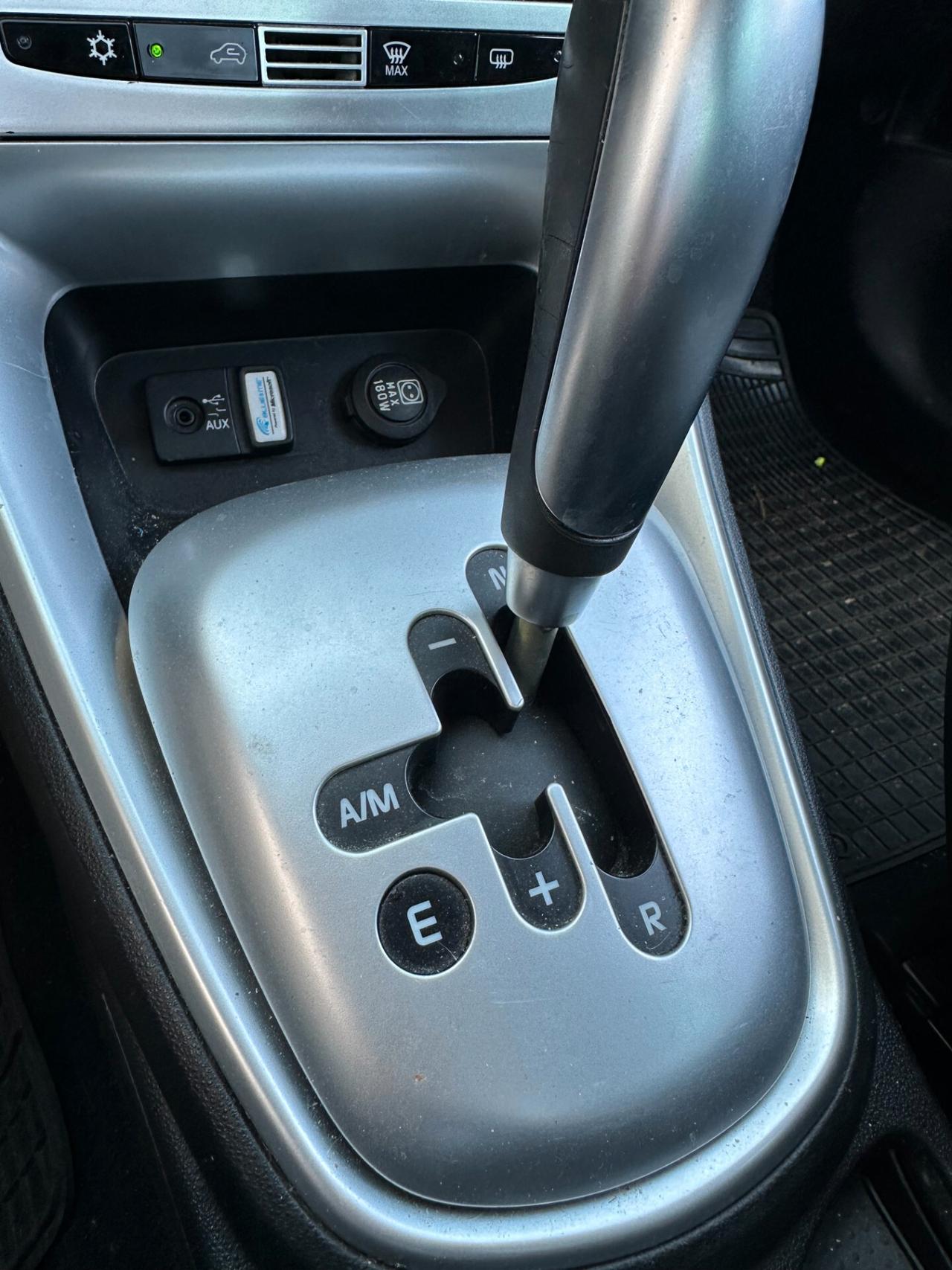 Lancia Delta 1.6 MJT Selectronic Platinum 2011