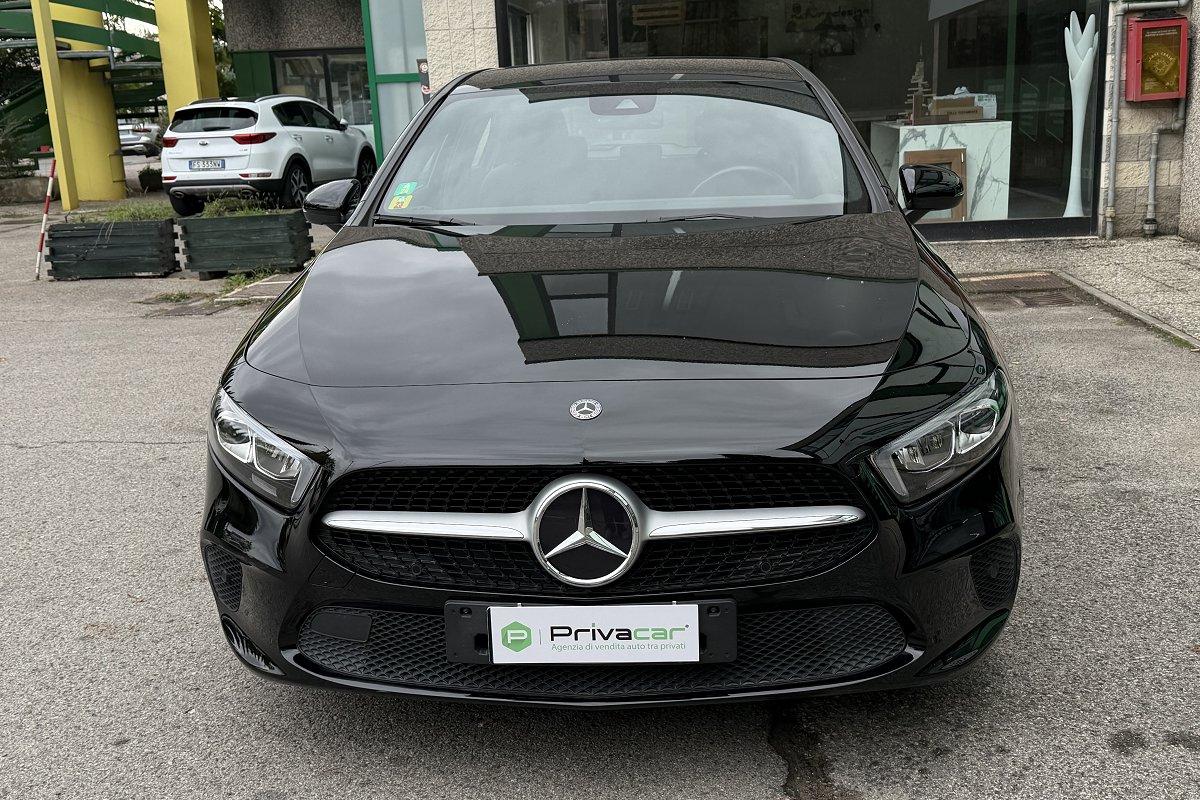 MERCEDES A 180 d Automatic Business