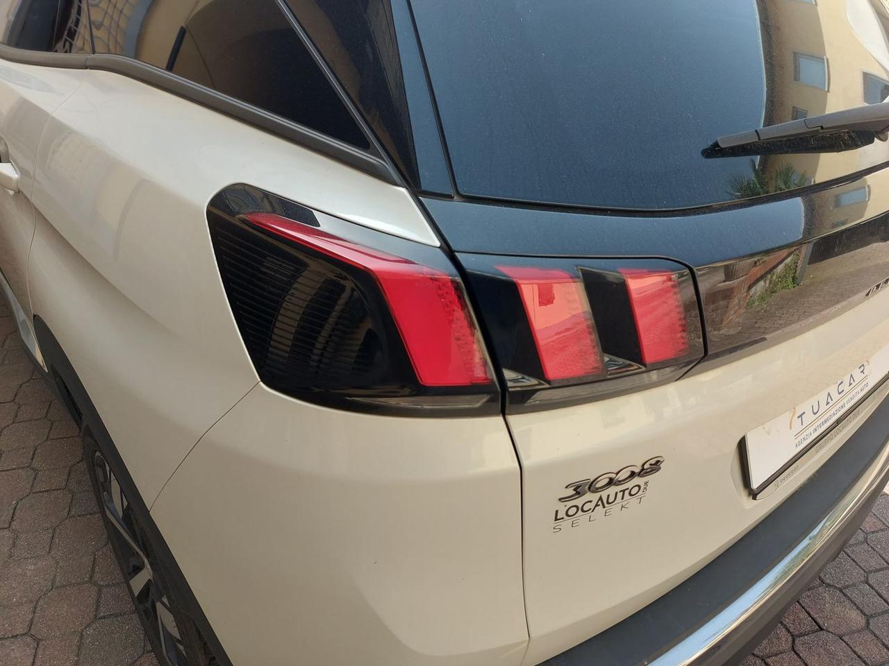 Peugeot 3008 Allure 1.2 PureTech 130