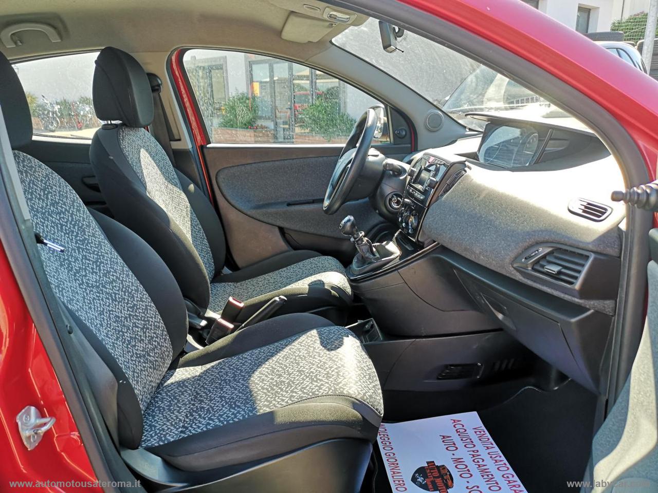 LANCIA Ypsilon 1.0 FireFly HYBDIR S&S ECOCHIC PROMO WEB