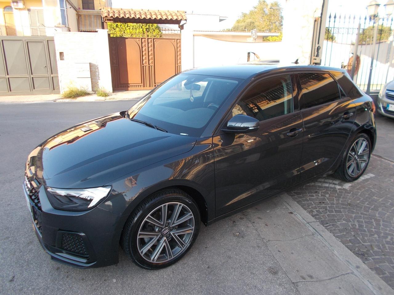 Audi A1 SPB 30 TFSI Identity Black