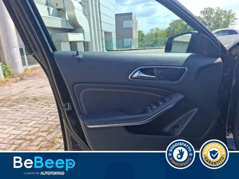 Mercedes-Benz GLA 200 D SPORT AUTO