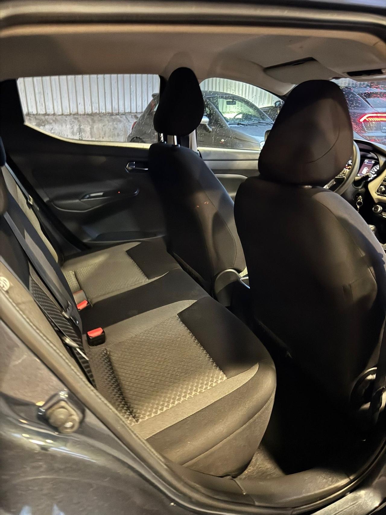 Nissan Micra IG-T 100 5 porte N-Connecta