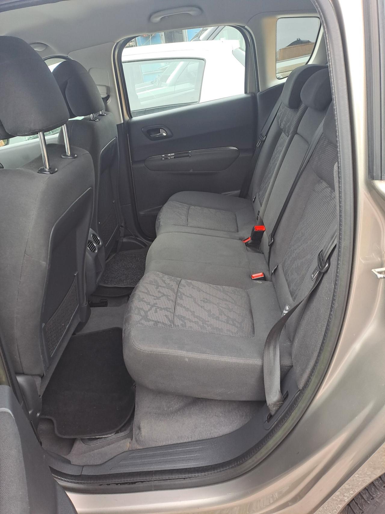 Peugeot 3008 1.6 THP 156CV Active