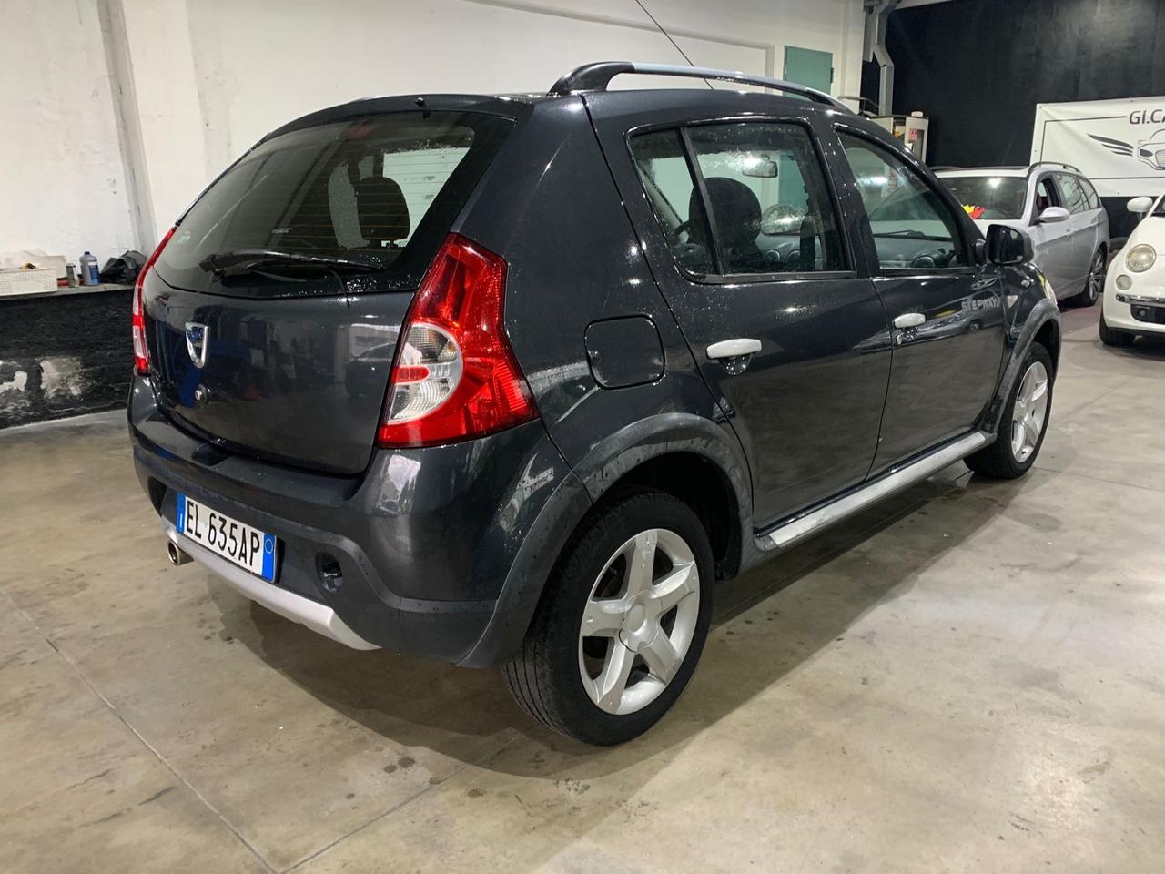 Dacia Sandero Stepway 1.6 8V GPL 85CV