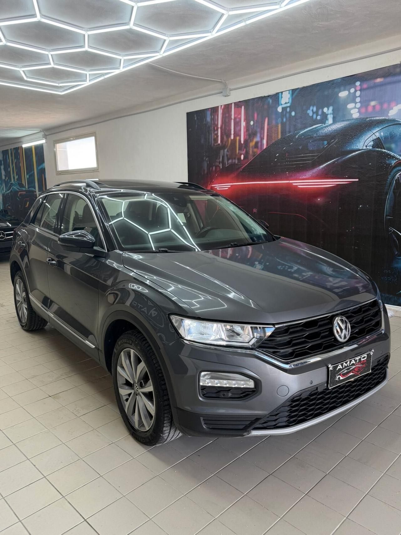 Volkswagen T-Roc 1.6 116CV TDI CON TETTUCCIO APRIBILE