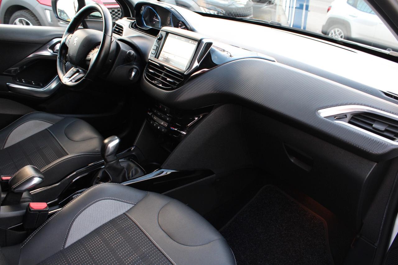 Peugeot 2008 BlueHDi 100 S&S Allure