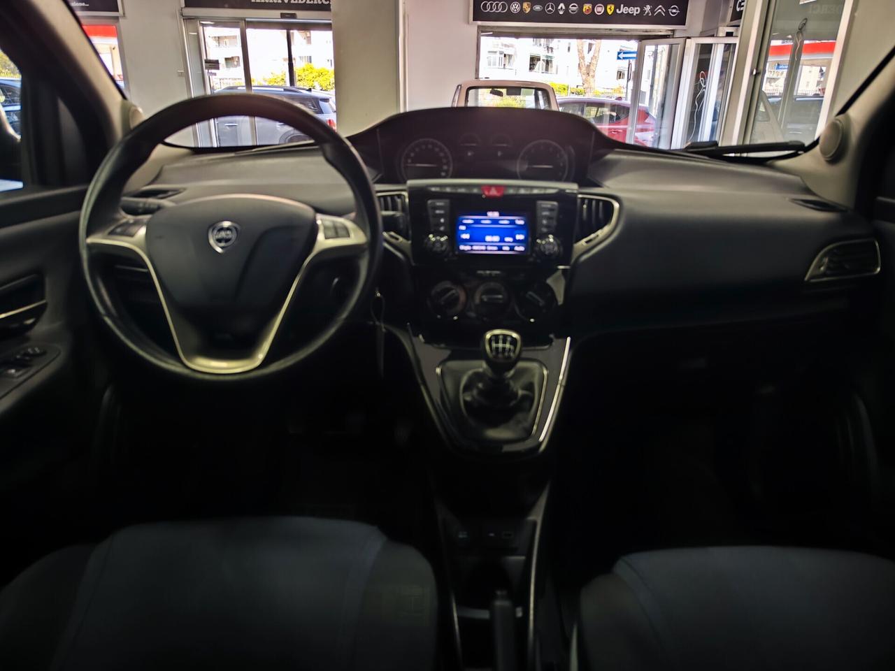 Lancia Ypsilon 1.0 5 porte Hybrid Ecochic Gold UNICO PROPRIETARIO