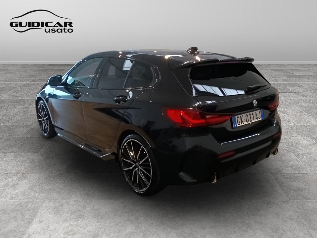 BMW Serie 1 F40 - 118d Msport auto