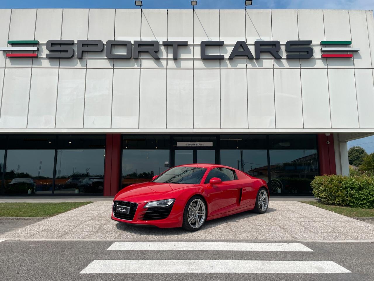 Audi R8 4.2 V8 Cambio MANUALE