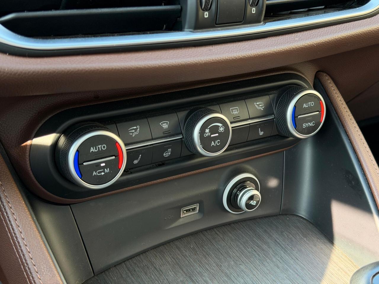 Alfa Romeo Stelvio 2.0cc Q4 280cv auto