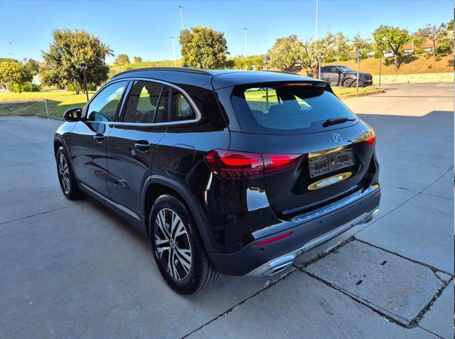MERCEDES-BENZ GLA 180 Automatic Progressive Advanced