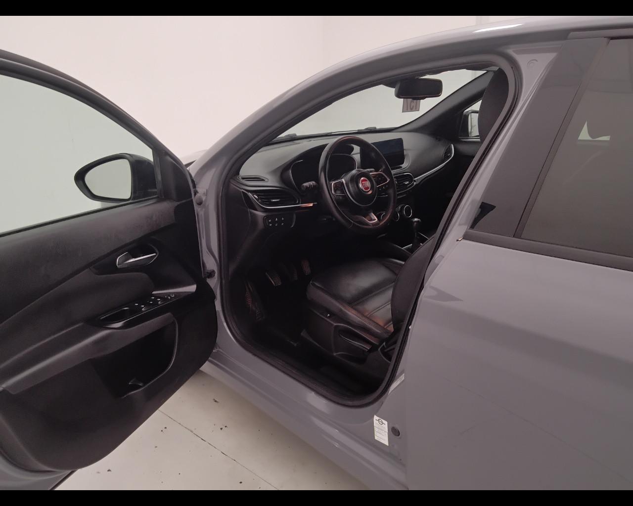 FIAT Tipo 5porte II 2021 - Tipo 5p 1.6 mjt City Sport s&s 130cv