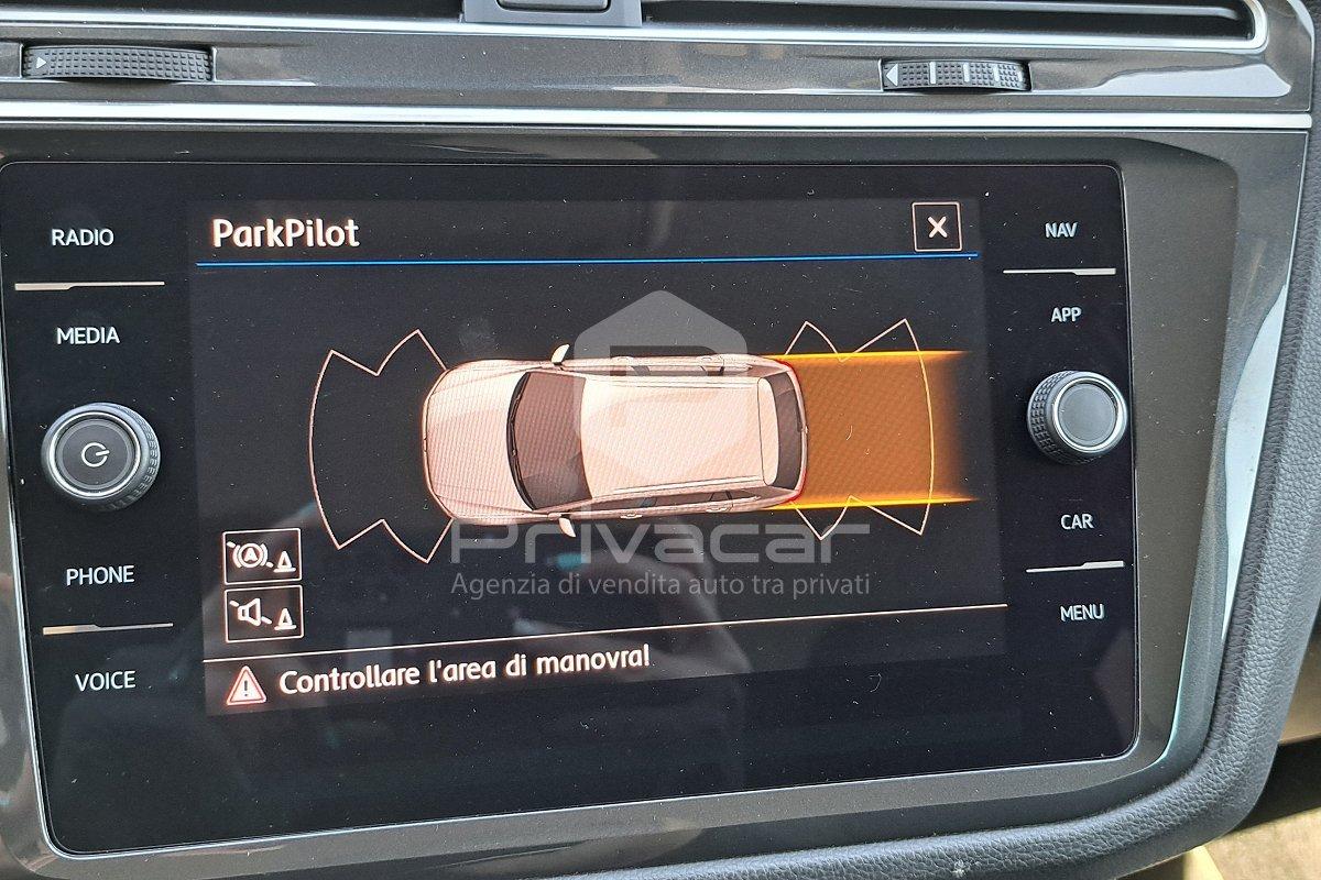 VOLKSWAGEN Tiguan 2.0 TDI SCR DSG Business BlueMotion Technology