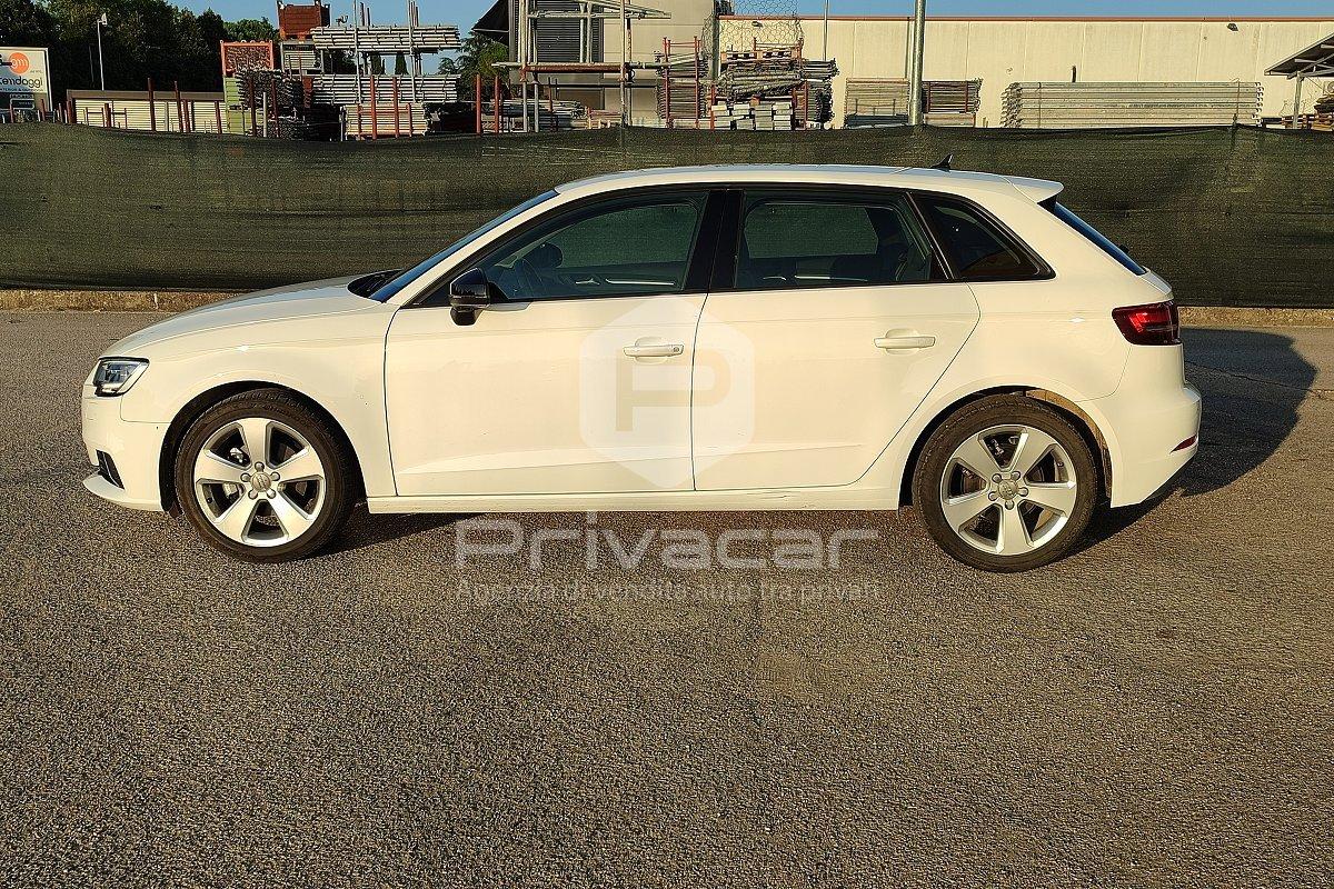 AUDI A3 SPB 30 g-tron S tronic Business