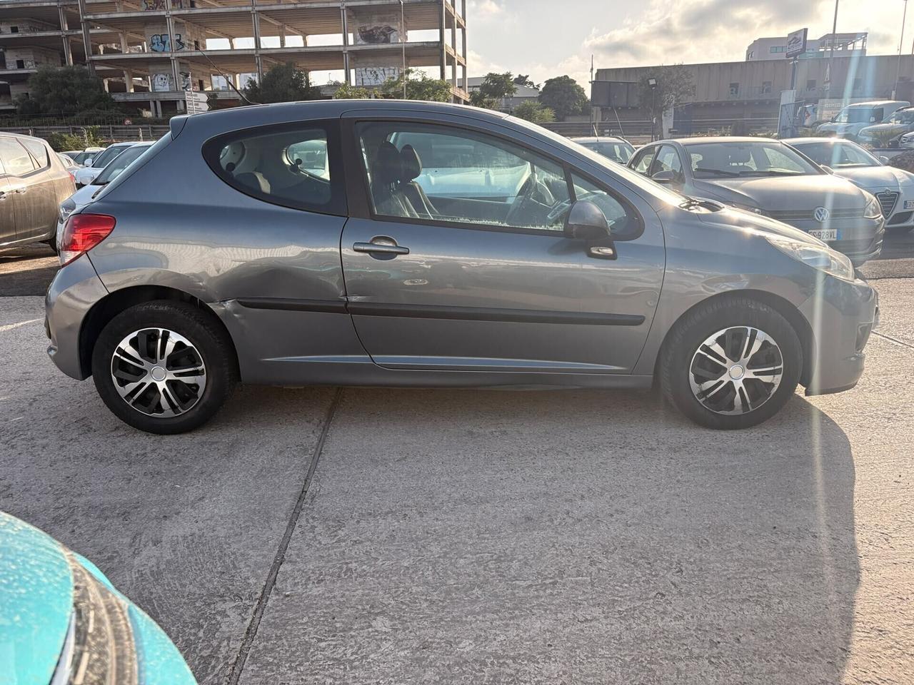 Peugeot 207 1.4 8V 75CV 3p. X Line ECO GPL