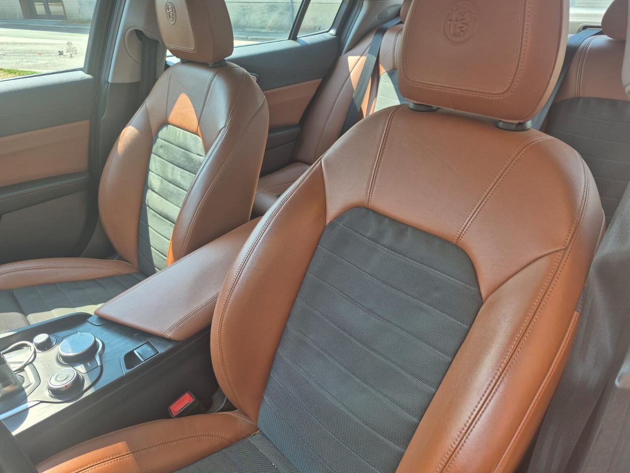 Alfa Romeo Giulia 2.2 Turbodiesel 150 CV AT8 Business