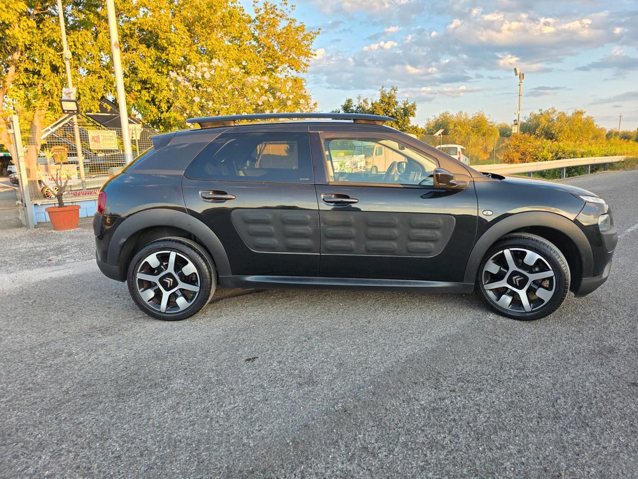 Citroen C4 cactus 1.6 HDi 110 FAP Exclusive