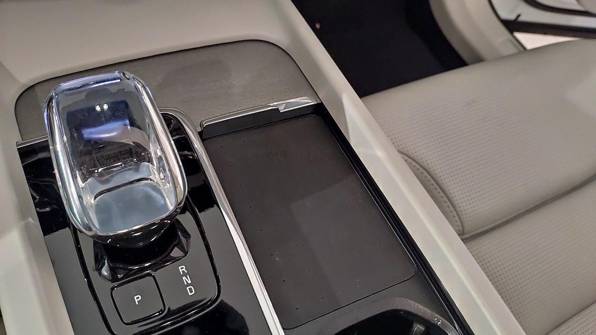 VOLVO Xc60 T8 Recharge Plug-In Hybrid Awd Aut. Ultimate Dark