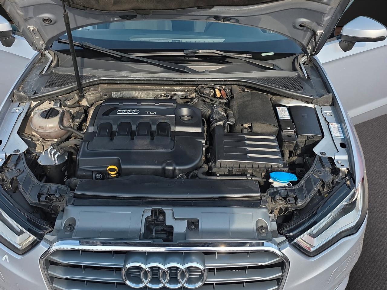 Audi A3 1.6 TDI diesel Attraction NEOPATENTATI OK