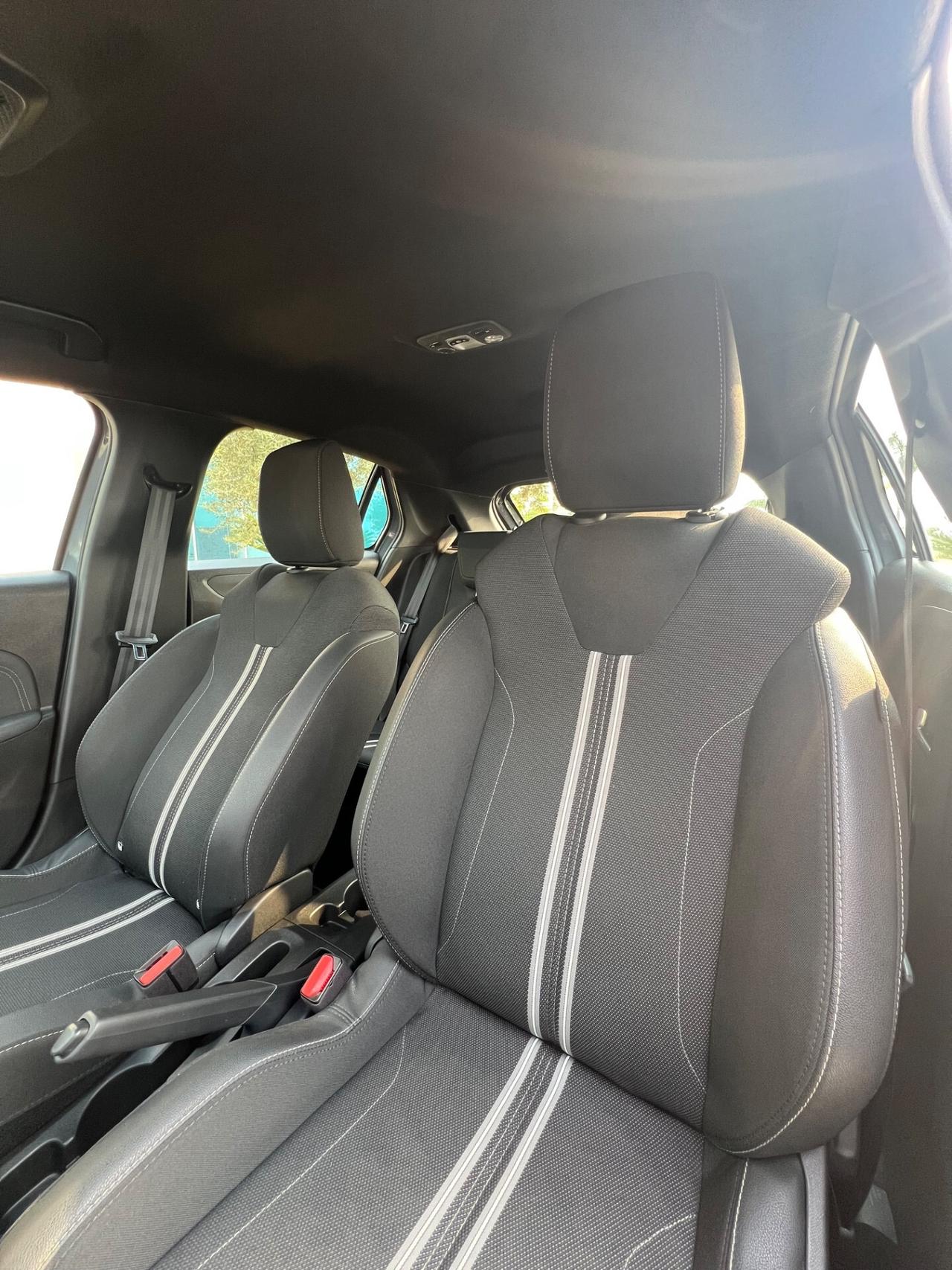 Opel Corsa 1.2 GS 75CV - possibilità noleggio no scoring