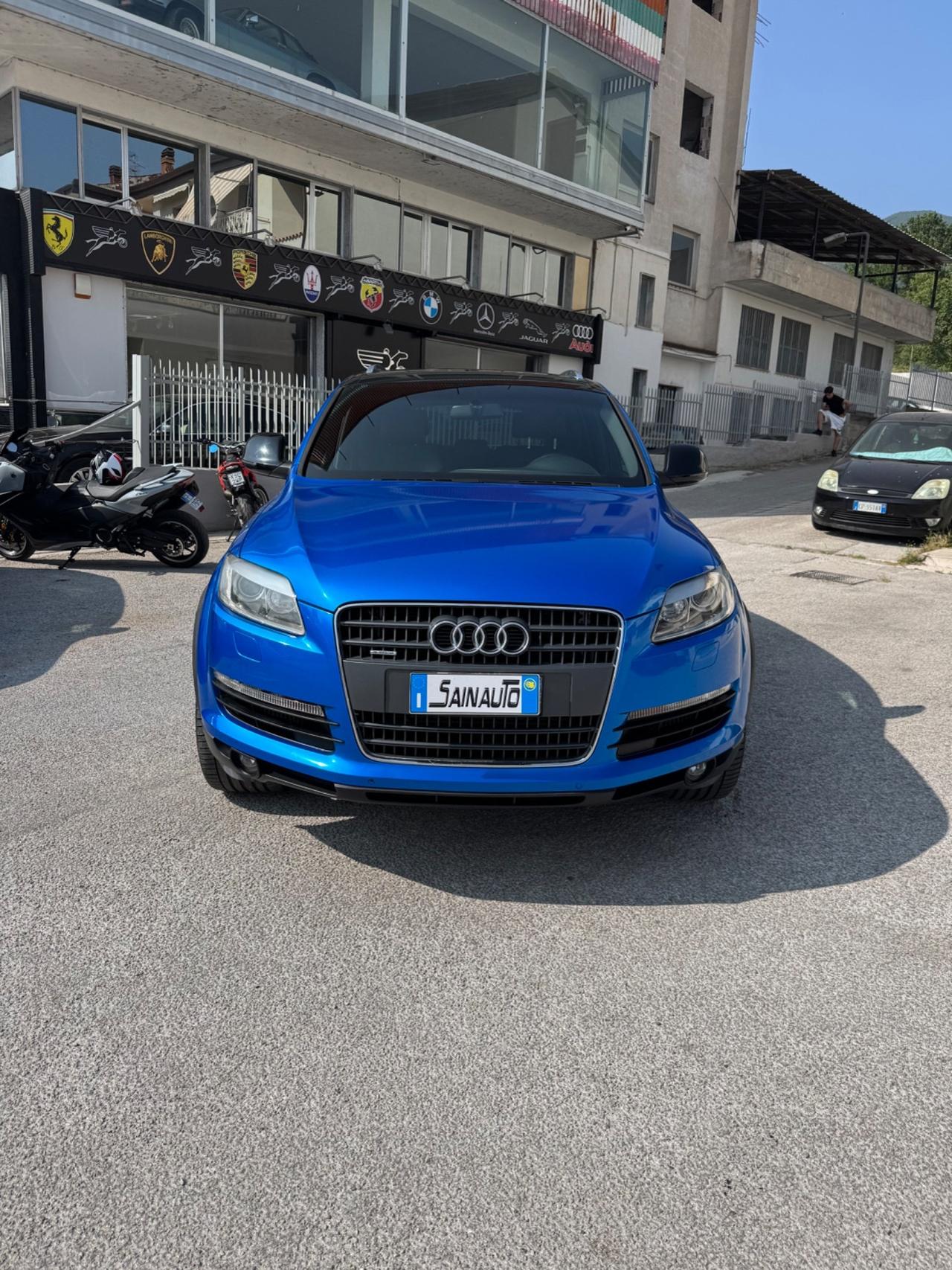 Audi Q7 4.2 V8 TDI quattro tiptronic