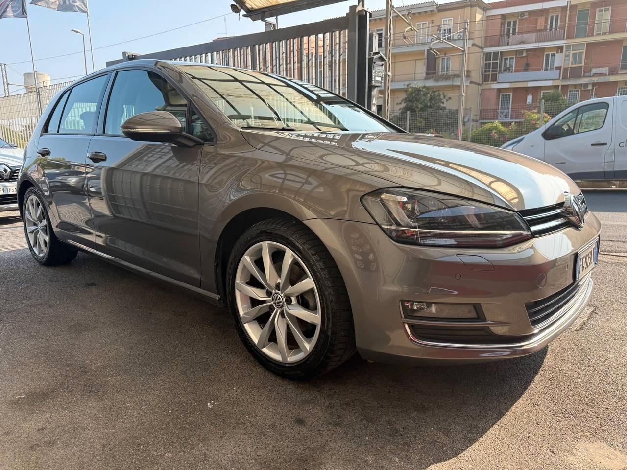 Volkswagen Golf 2.0 TDI DSG 5p. Executive BlueMotion Technology - AUTOMATICO - EURO6