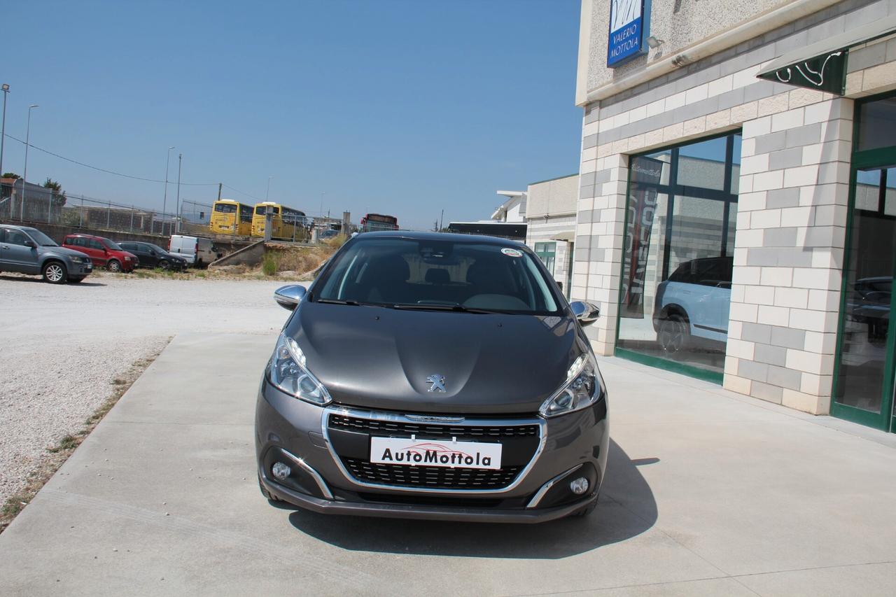 Peugeot 208 BlueHDi 100 S&S 5 porte Signature