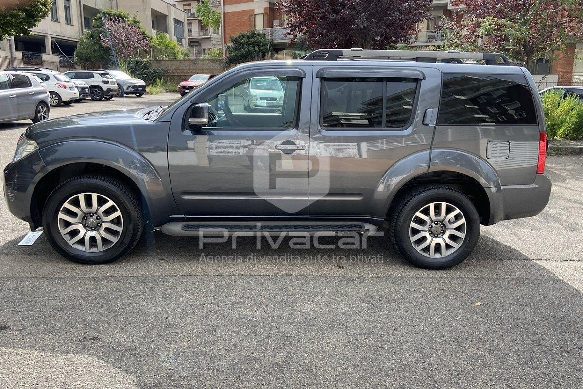 NISSAN Pathfinder 2.5 dCi LE