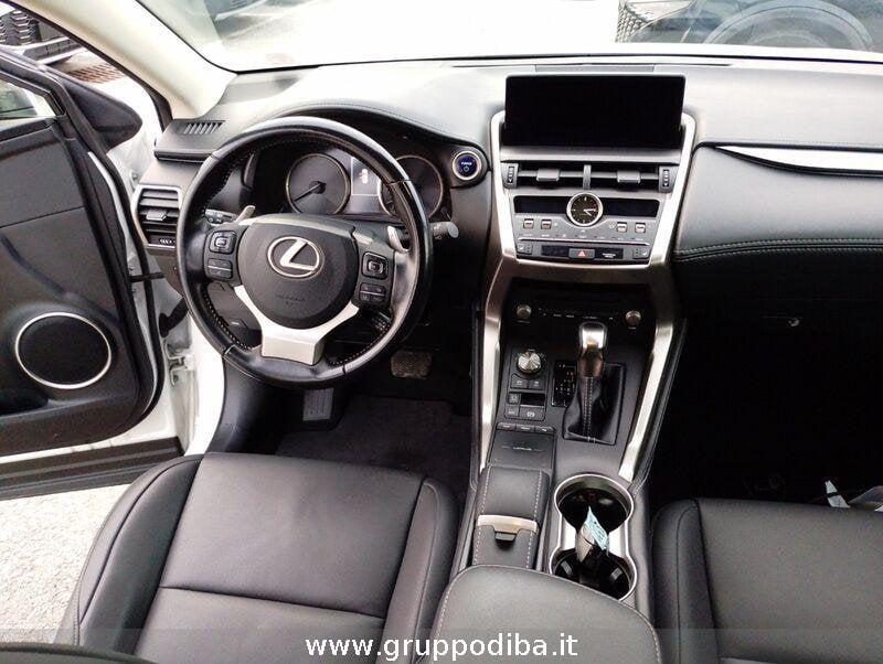 Lexus NX I 2018 300h 2.5 Luxury 4wd cvt