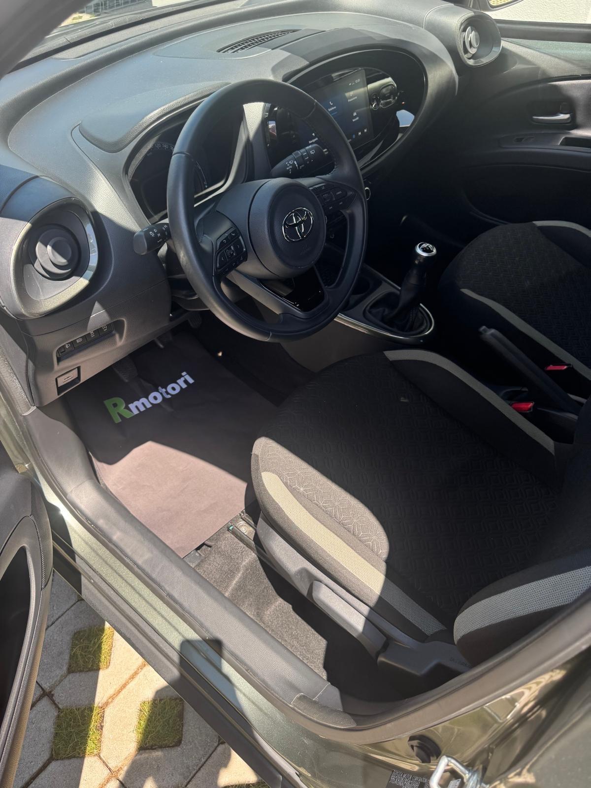 Toyota Aygo X 1.0 VVT-i 72 CV 5 porte Trend
