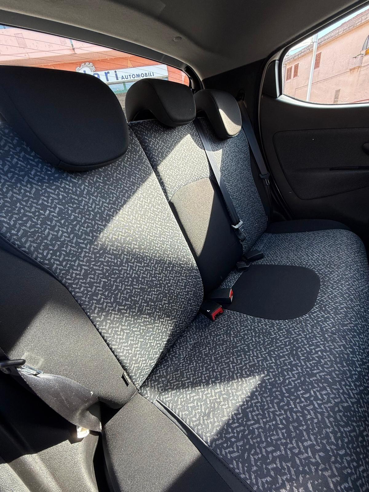 Lancia Ypsilon 1.2 69 CV 5 porte Elefantino Blu