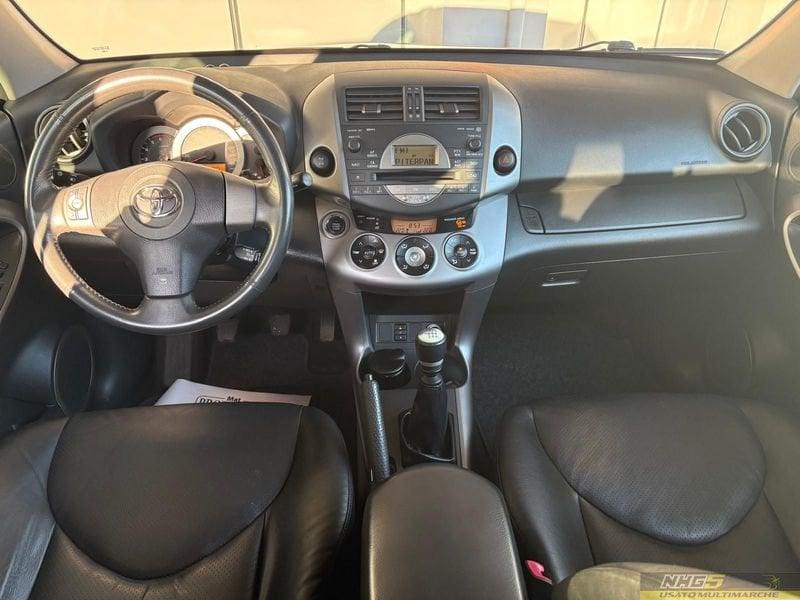 Toyota RAV4 RAV4 2.2 D-4D 177 CV Luxury